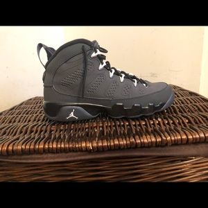 Jordan Retro 9